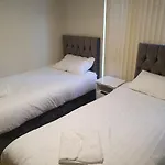 City Centre 5 Double Bedroom Detached